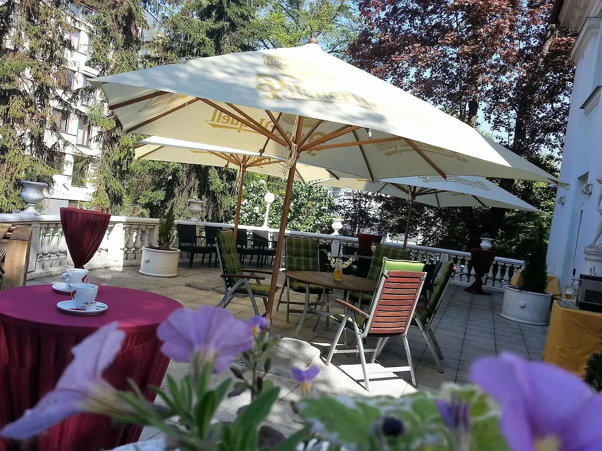 Retro Hotel Villa Ostrava 3*,